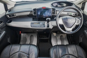 Минивэн Honda Freed 2012 года, 1139000 рублей, Барнаул