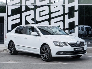 Лифтбек Skoda Superb 2014 года, 1040000 рублей, Волгоград