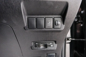 Универсал Toyota Prius Alpha 2016 года, 1429000 рублей, Красноярск
