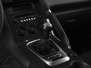 Внедорожник Peugeot 3008 2014 года, 710000 рублей, Омск