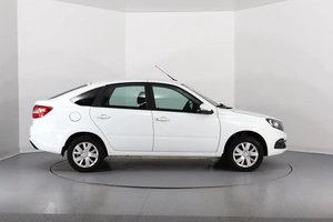 Седан ВАЗ (LADA) Granta 2023 года, 830000 рублей, Брянск