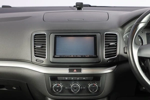 Минивэн Volkswagen Sharan 2013 года, 1389000 рублей, Новосибирск