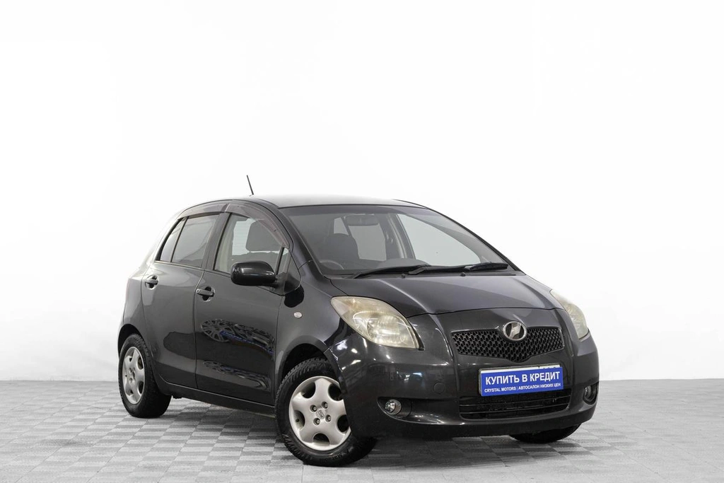 Хетчбэк Toyota Vitz 2006 года, 599000 рублей, Барнаул
