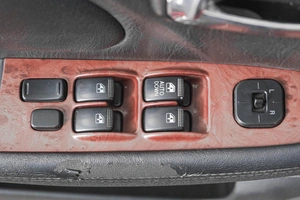Седан Hyundai Sonata 2005 года, 459000 рублей, Кемерово
