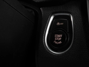 Седан BMW 3 серия 2013 года, 1680000 рублей, Тюмень