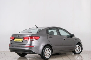 Седан Kia Rio 2015 года, 1089000 рублей, Красноярск