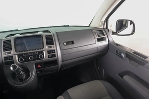 Минивэн Volkswagen Caravelle 2013 года, 2149000 рублей, Пермь