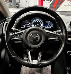 Хетчбэк Mazda 3 2017 года, 1740000 рублей, Красноярск