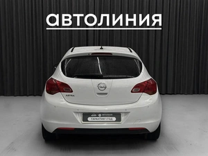 Хетчбэк Opel Astra 2012 года, 599000 рублей, Красноярск
