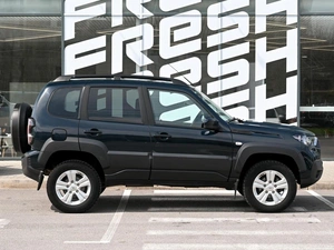 Внедорожник ВАЗ (LADA) Niva Travel 2023 года, 1219000 рублей, Волгоград