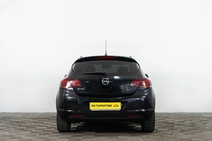 Хетчбэк Opel Astra 2011 года, 829000 рублей, Сургут