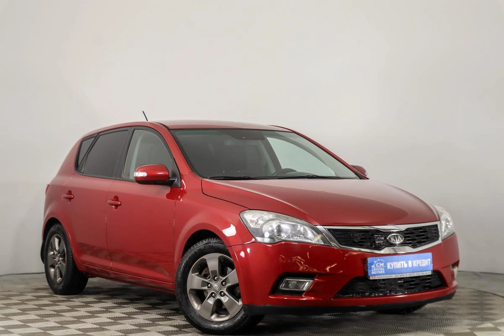 Хетчбэк Kia Ceed 2010 года, 719000 рублей, Пермь