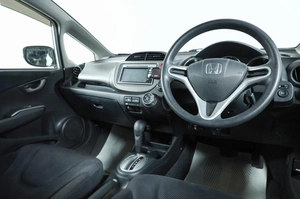 Хетчбэк Honda Fit 2011 года, 839000 рублей, Новосибирск