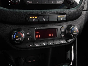 Хетчбэк Kia Ceed 2013 года, 1264000 рублей, Воронеж