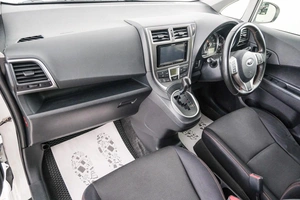 Хетчбэк Subaru Trezia 2011 года, 859000 рублей, Красноярск