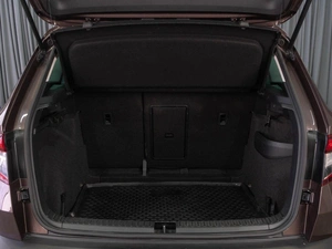 Внедорожник Skoda Karoq 2020 года, 2499000 рублей, Тюмень