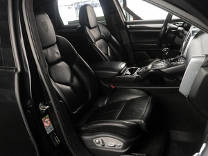 Внедорожник Porsche Cayenne S 2011 года, 2210000 рублей, Тюмень