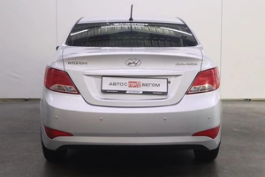 Седан Hyundai Solaris 2015 года, 820000 рублей, Брянск