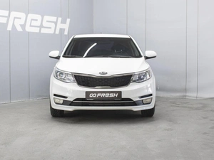 Седан Kia Rio 2015 года, 1200000 рублей, Омск