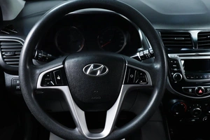 Седан Hyundai Solaris 2015 года, 559000 рублей, Челябинск