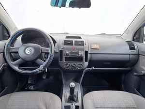 Хетчбэк Volkswagen Polo 2006 года, 323000 рублей, Орёл