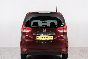 Минивэн Honda Freed 2017 года, 1539000 рублей, Красноярск