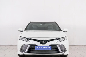 Седан Toyota Camry 2020 года, 3699000 рублей, Красноярск
