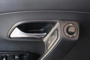 Седан Volkswagen Polo 2011 года, 829000 рублей, Омск