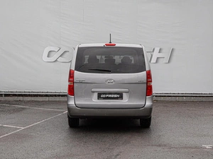 Минивэн Hyundai H-1 2015 года, 2300000 рублей, Волгоград