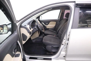 Седан Renault Logan 2014 года, 550000 рублей, Брянск