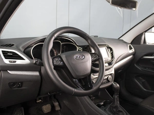 Универсал ВАЗ (LADA) Vesta Cross 2019 года, 1080000 рублей, Омск