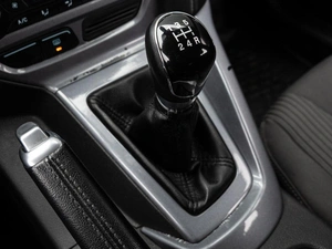 Хетчбэк Ford Focus 2013 года, 935000 рублей, Краснодар