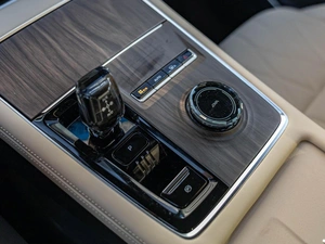 Внедорожник Geely Monjaro 2024 года, 3590000 рублей, Краснодар