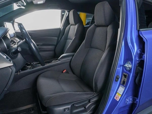 Внедорожник Toyota C-HR 2019 года, 2249000 рублей, Сургут