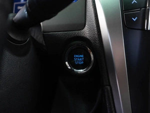 Седан Toyota Camry 2015 года, 2399000 рублей, Тюмень