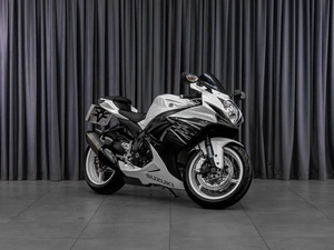 Suzuki GSX-R 600 2011 года, 899000 рублей, Тюмень