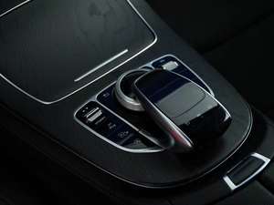 Седан Mercedes-benz E-класс 2017 года, 2699077 рублей, Москва