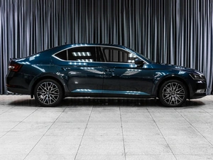Лифтбек Skoda Superb 2017 года, 2399000 рублей, Тюмень