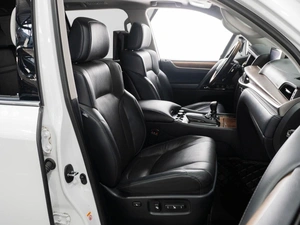 Внедорожник Lexus LX 2019 года, 9000000 рублей, Тюмень