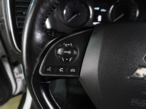 Внедорожник Mitsubishi Outlander 2017 года, 2179000 рублей, Воронеж