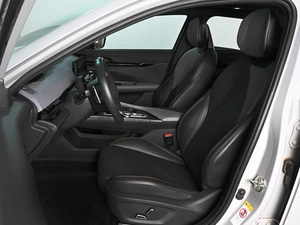 Лифтбек Changan UNI-V 2023 года, 2379000 рублей, Ростов-на-Дону