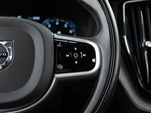 Внедорожник Volvo XC60 2018 года, 3649050 рублей, Москва