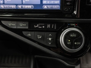Хетчбэк Toyota Aqua 2016 года, 1229000 рублей, Тюмень