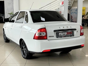 Седан ВАЗ (LADA) Priora 2018 года, 687000 рублей, Солонцы