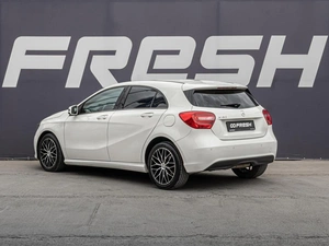 Хетчбэк Mercedes-benz A-класс 2013 года, 1295000 рублей, Краснодар