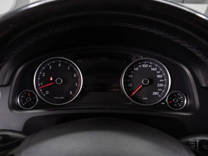 Внедорожник Volkswagen Touareg 2016 года, 2580000 рублей, Тюмень