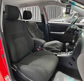 Хетчбэк Toyota Corolla 2006 года, 637000 рублей, Красноярск