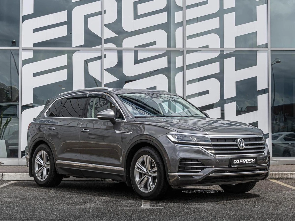 Внедорожник Volkswagen Touareg 2020 года, 4400000 рублей, Краснодар