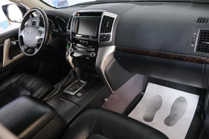 Внедорожник Toyota Land Cruiser 2013 года, 5099000 рублей, Омск