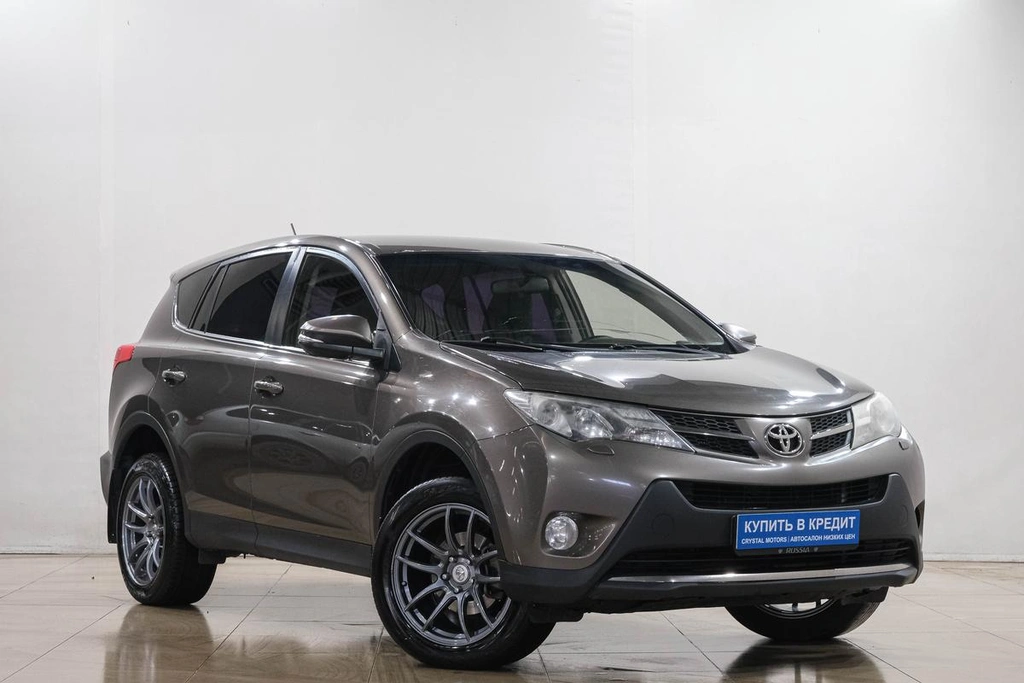 Внедорожник Toyota RAV4 2014 года, 1999000 рублей, Новокузнецк